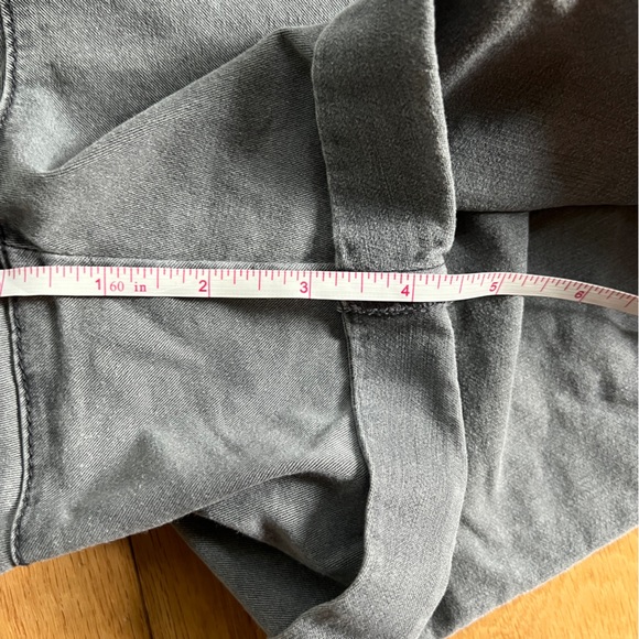 Old navy shorts, size L - Picture 4 of 6